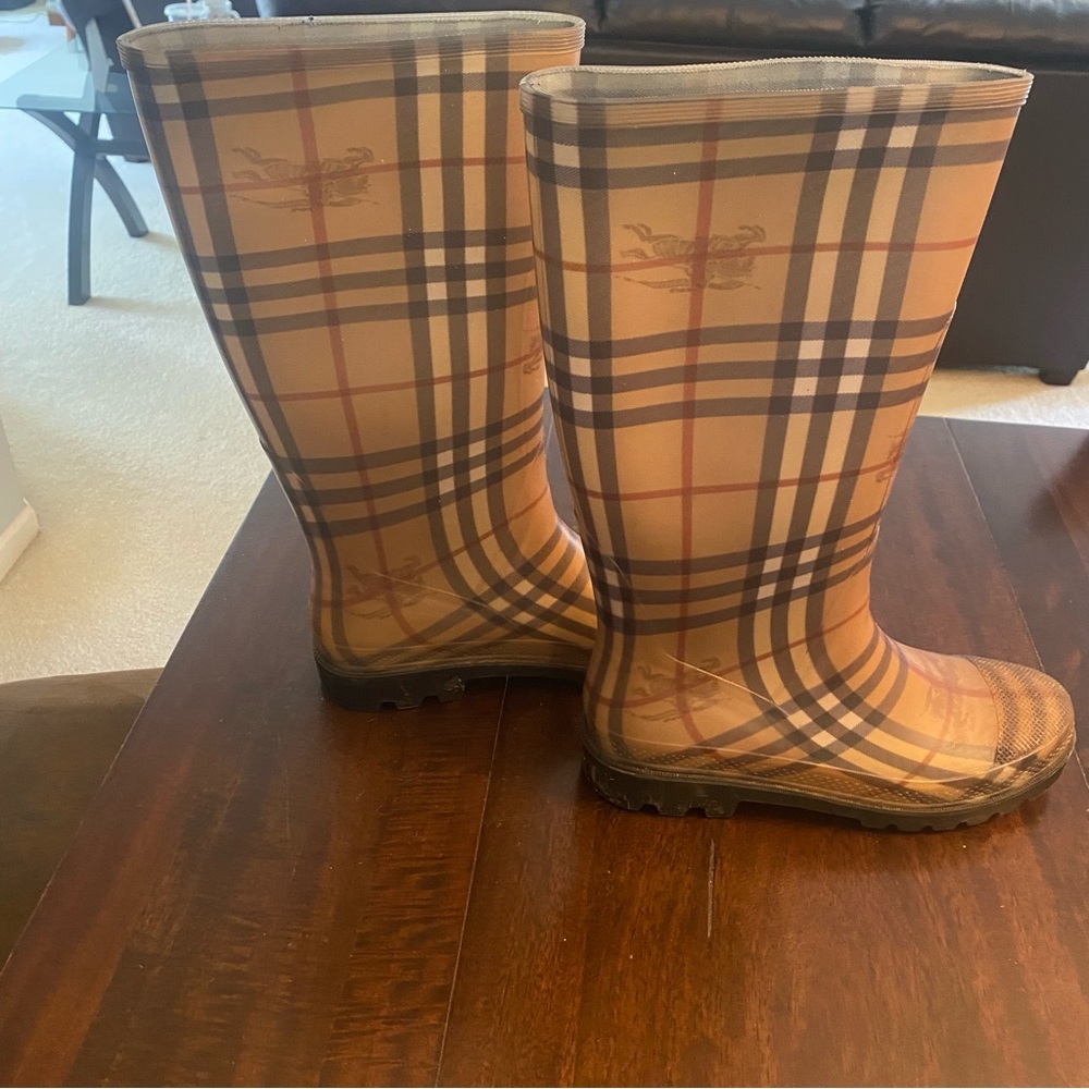 Authentic Burberry Rain Boots